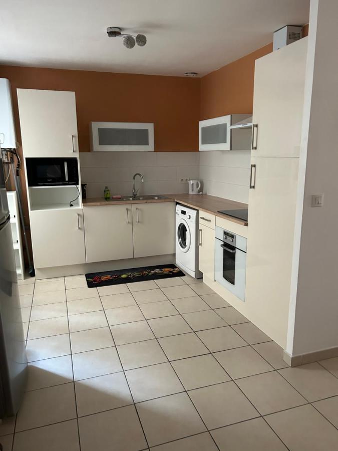 Charmant Appartement 2 Ch Nyons-Centre Ville Zewnętrze zdjęcie